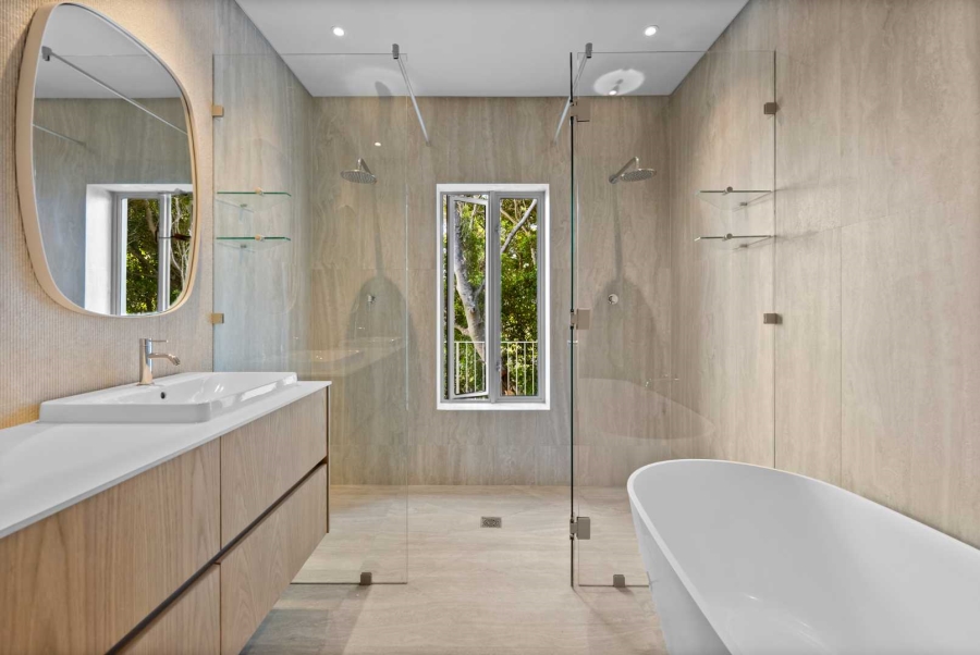 5 Bedroom Property for Sale in Camps Bay Western Cape